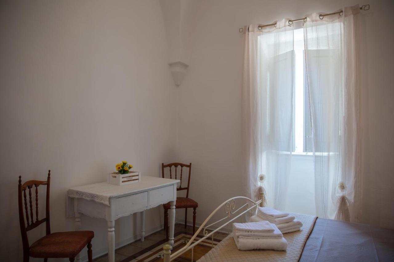 Dimora Dei Nonni 199 Bed & Breakfast Monopoli Ngoại thất bức ảnh