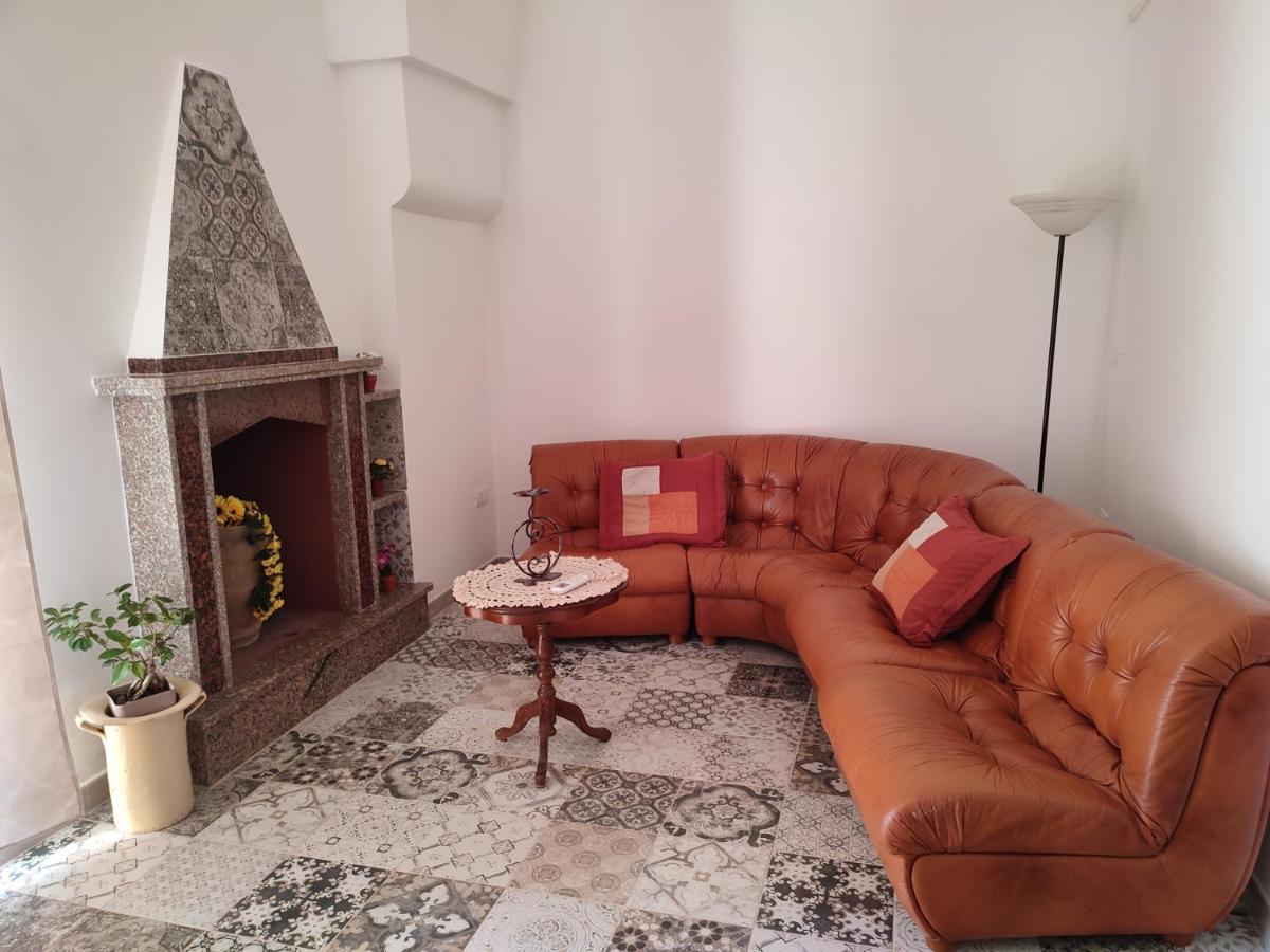 Dimora Dei Nonni 199 Bed & Breakfast Monopoli Ngoại thất bức ảnh